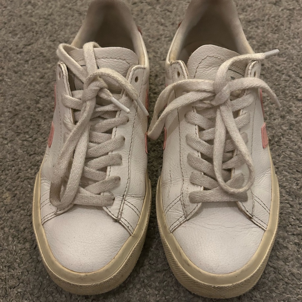 Veja White and Pink Women's Sneakers